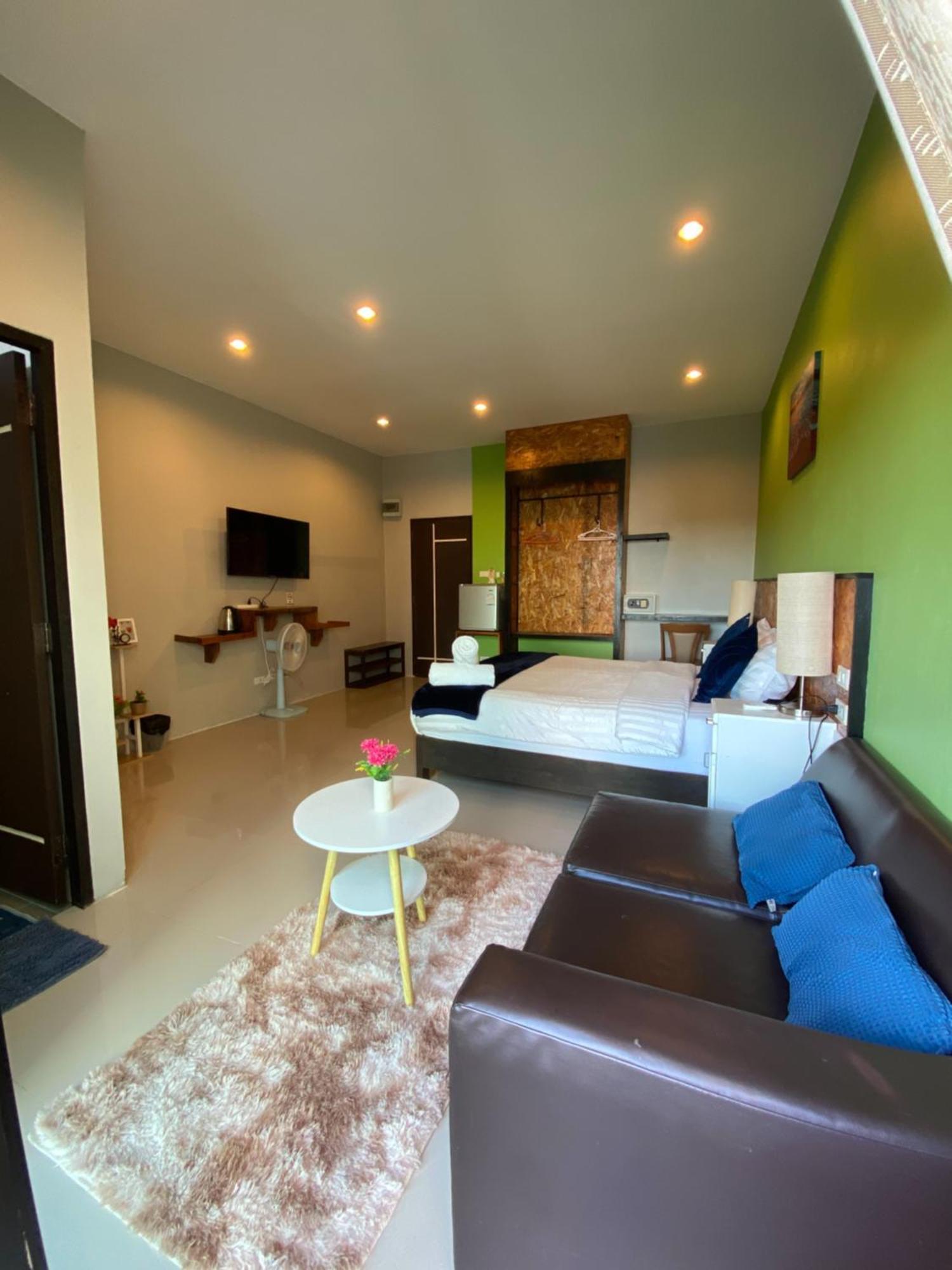 Maria'S Guest House, Restaurant & Bar Rawai 外观 照片